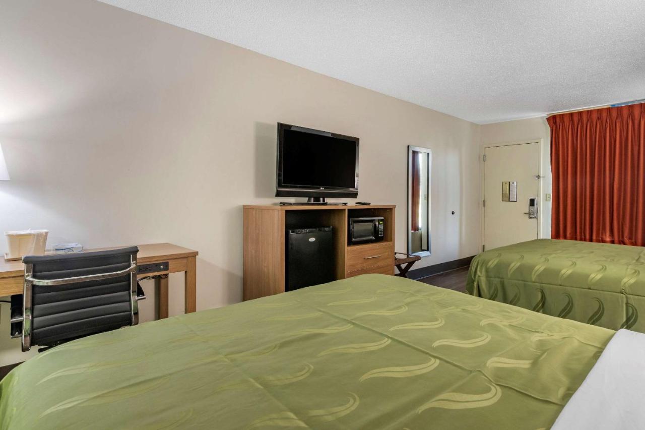 Quality Inn Брансвік Екстер'єр фото