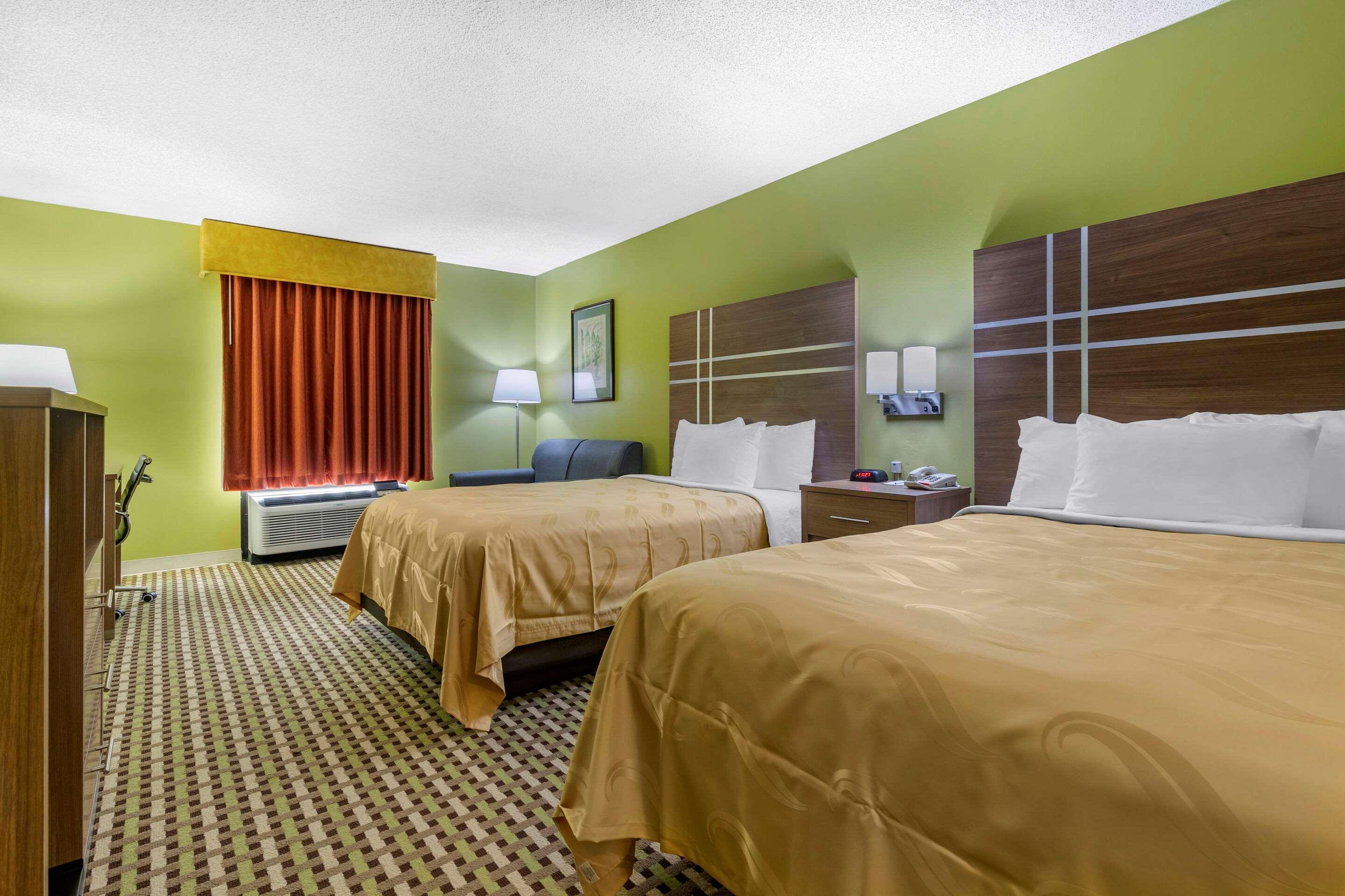 Quality Inn Брансвік Екстер'єр фото